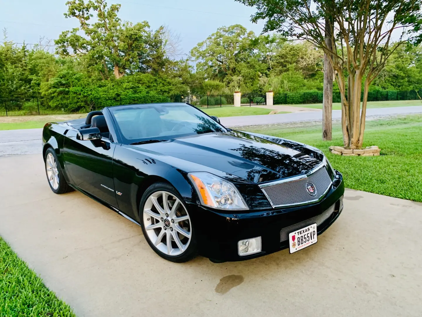 Cadillac XLR XLR 4.4 V8 Supercharged 5