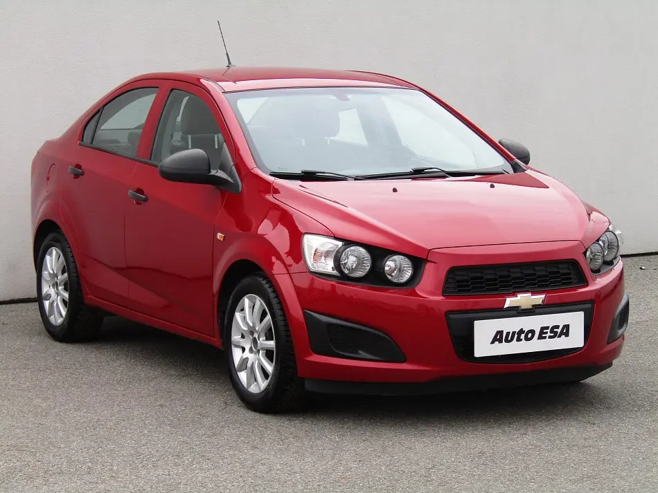 Chevrolet Aveo Aveo 1.2 SE 5