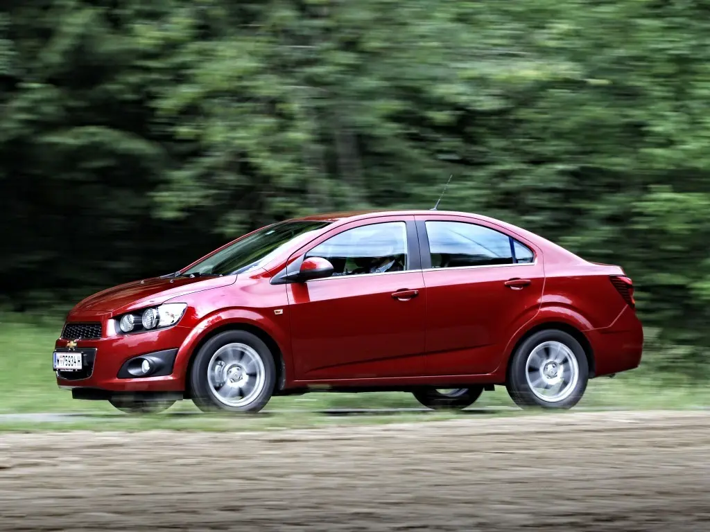 Chevrolet Aveo Aveo 1.3 D LTZ 6