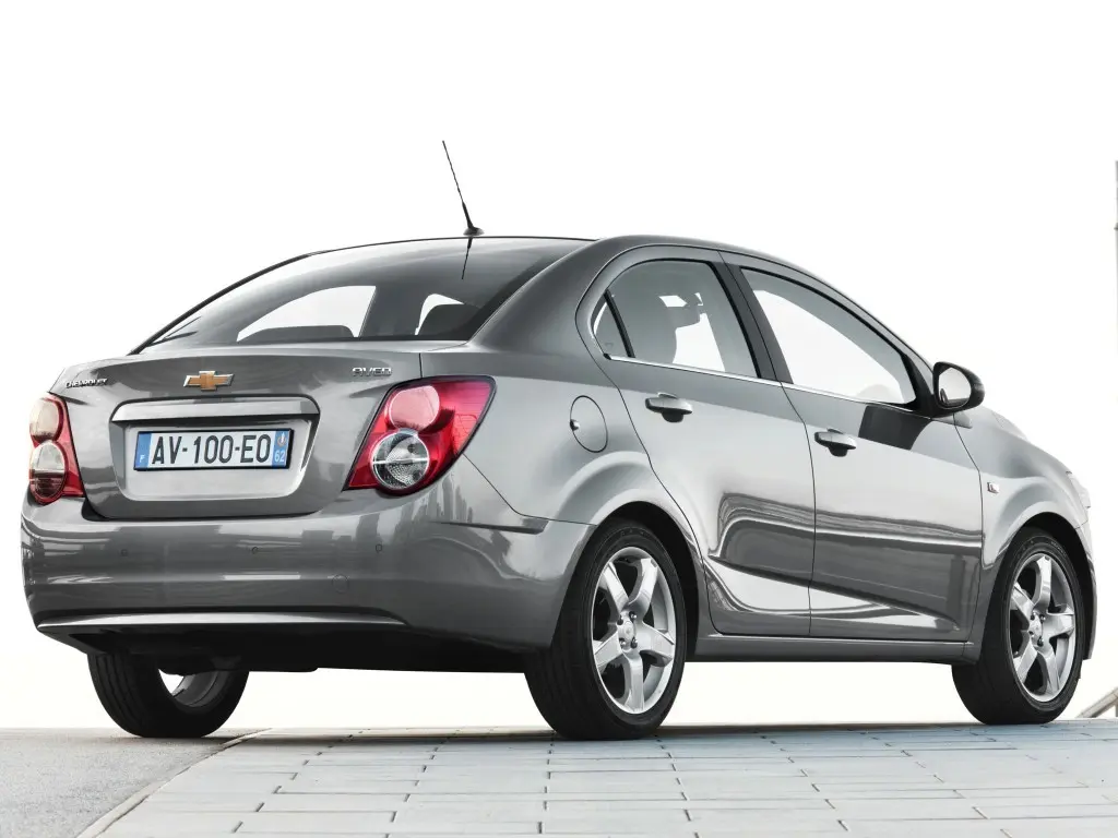 Chevrolet Aveo Aveo 1.4 LT 3