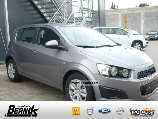 Chevrolet Aveo Aveo 1.4 LT 5