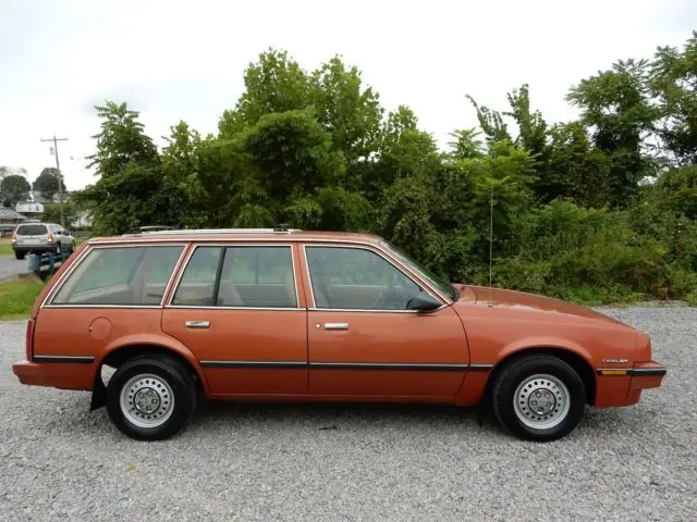 Chevrolet Cavalier Cavalier Estate 2.2 5