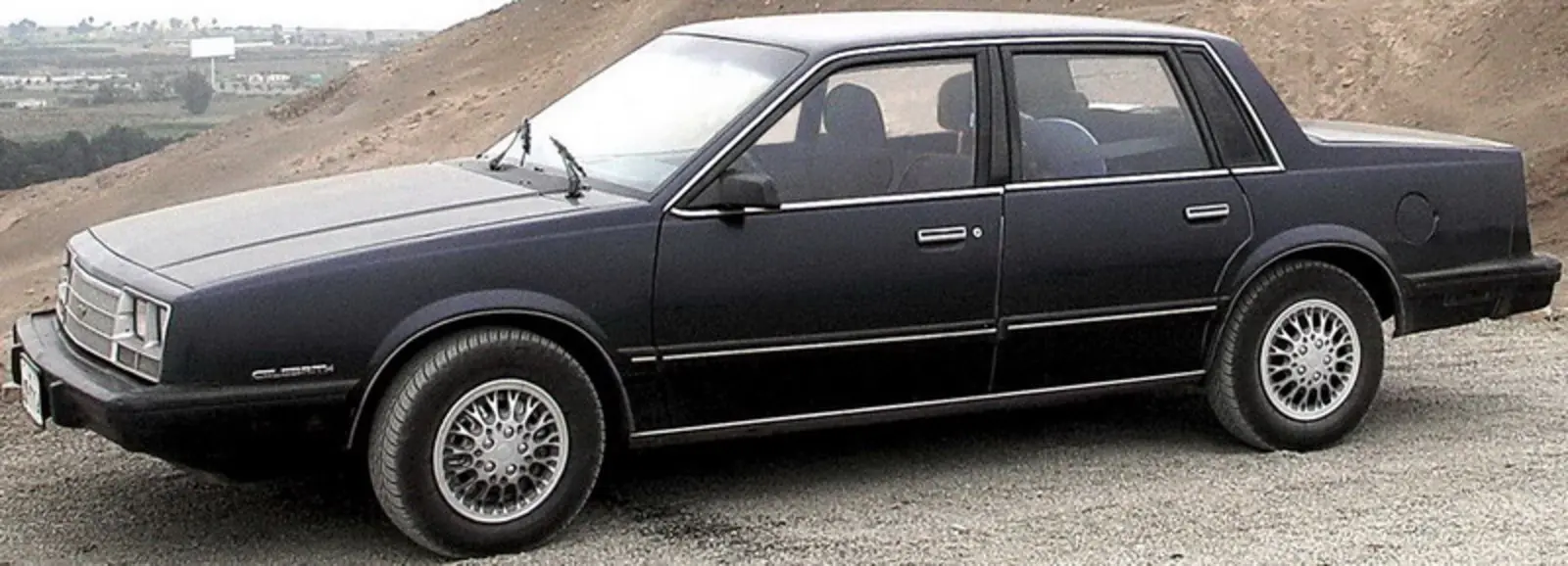 Chevrolet Celebrity Celebrity 2.5 Coupe 3