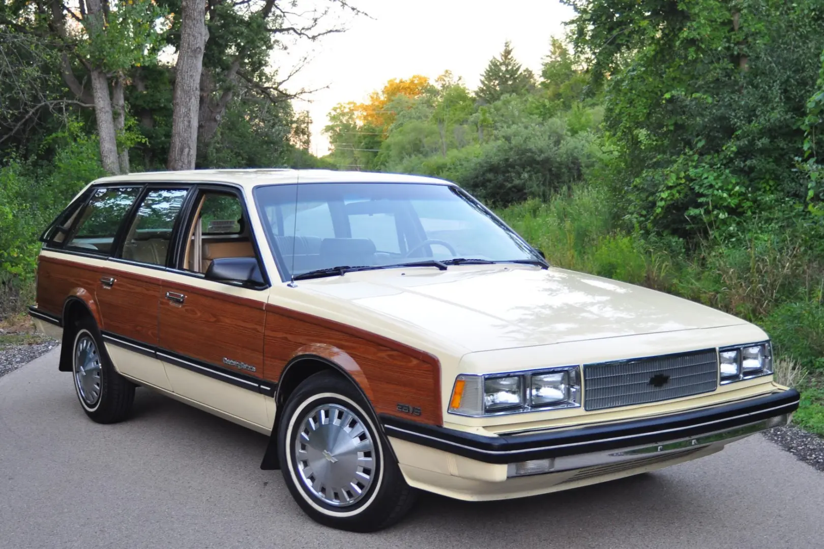 Chevrolet Celebrity Celebrity Estate 2.8 Estate 3