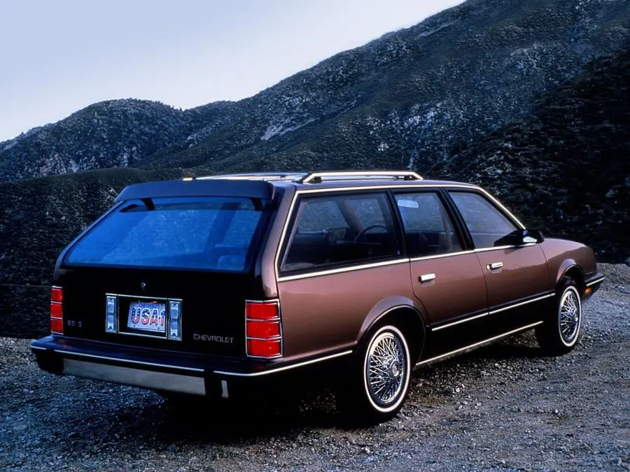 Chevrolet Celebrity Celebrity Estate 2.5 Estate 5