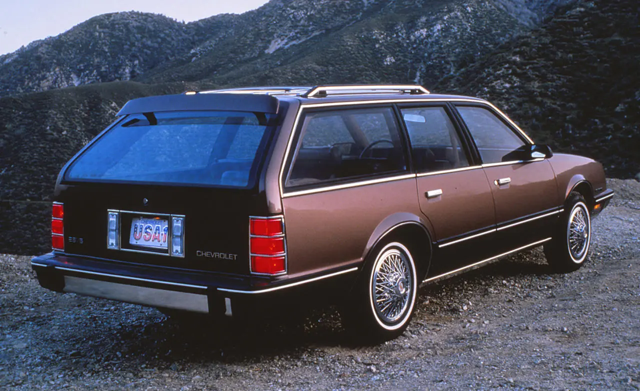 Chevrolet Celebrity Celebrity Estate 2.8 Estate 6
