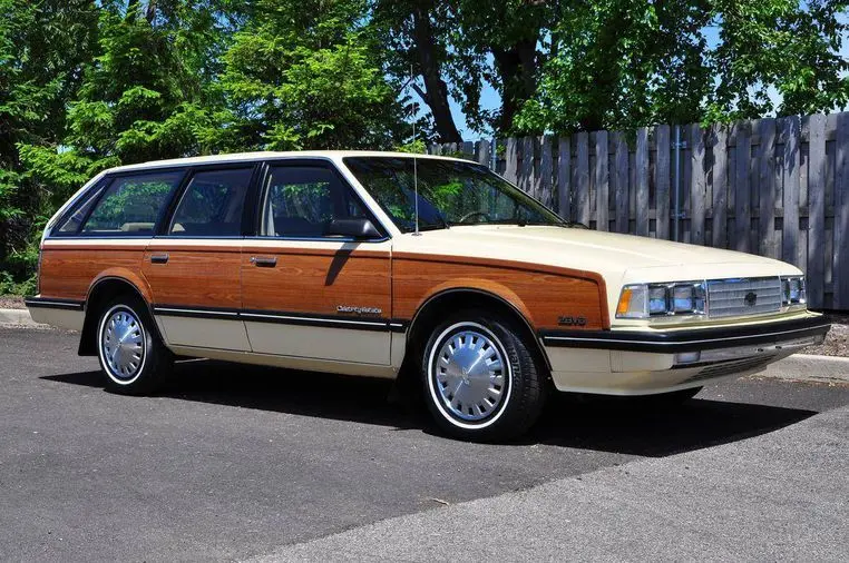 Chevrolet Celebrity Celebrity Estate 2.5 Estate 4