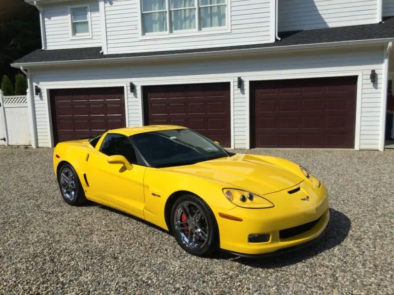 Chevrolet Corvette Corvette 6.2 V8 4