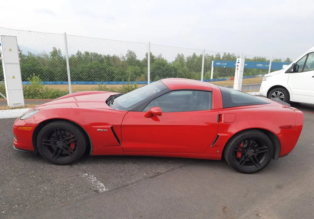 Chevrolet Corvette Corvette Z06 7.0 V8 4