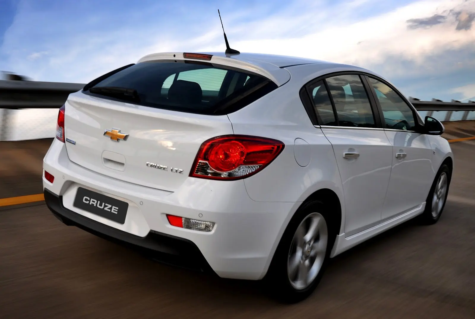 Chevrolet Cruze Cruze 1.4 T LTZ 0