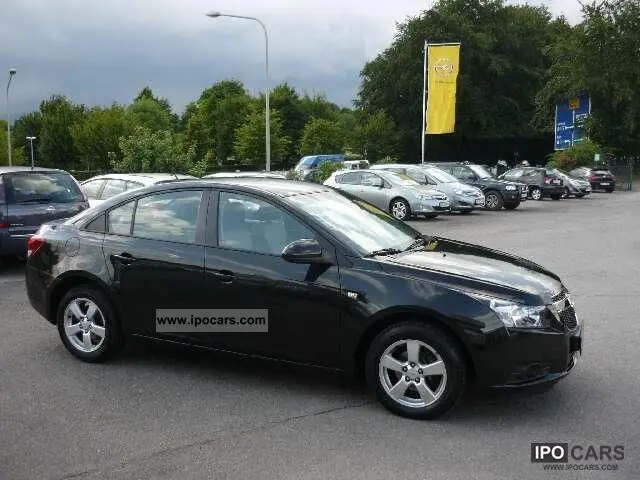 Chevrolet Cruze Cruze 1.6 LS 7