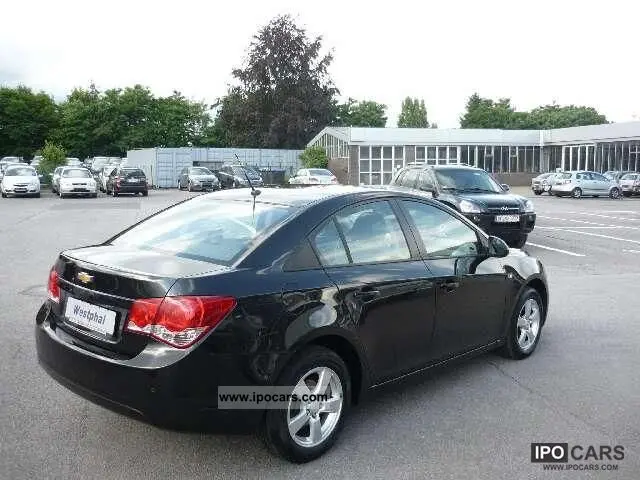 Chevrolet Cruze Cruze 1.6 LS 7