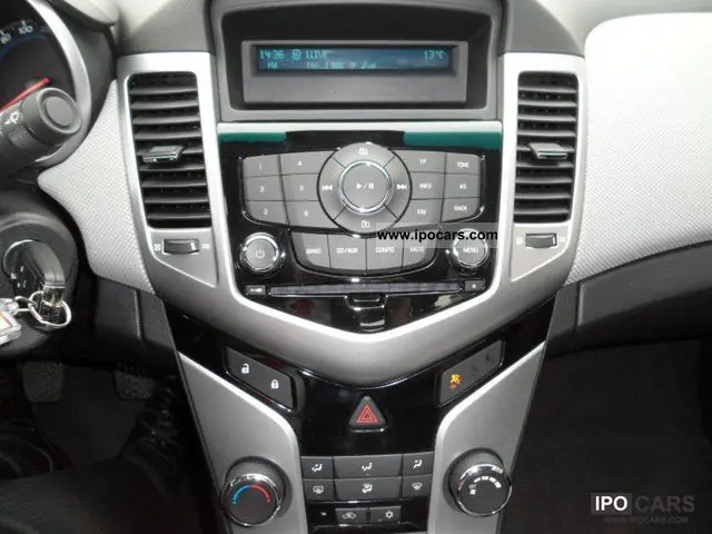 Chevrolet Cruze Cruze 1.6 LS 2