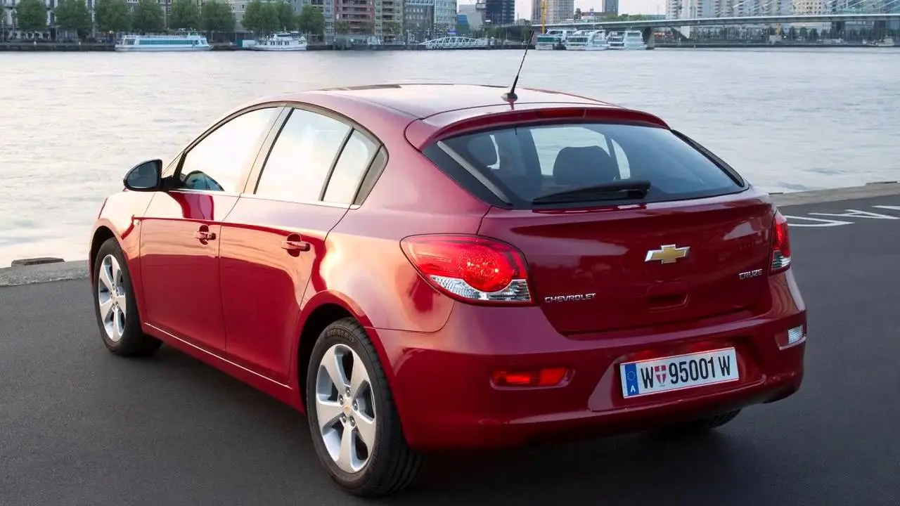 Chevrolet Cruze Cruze 1.6 LS 3