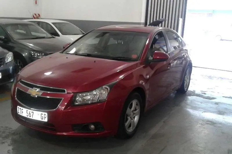 Chevrolet Cruze Cruze 1.6 LS Plus 5