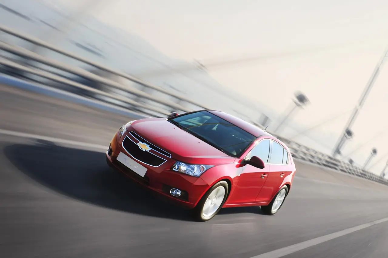 Chevrolet Cruze Cruze 1.6 LT 5