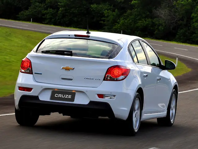 Chevrolet Cruze Cruze 1.6 Sport 7