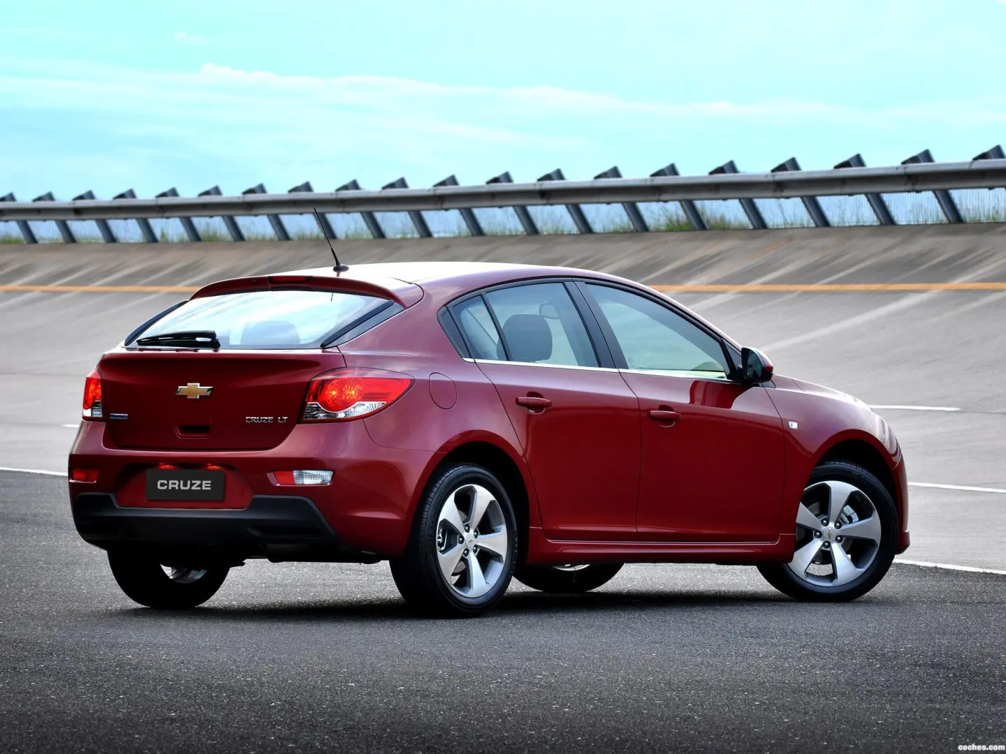 Chevrolet Cruze Cruze 1.6 Sport Plus 4