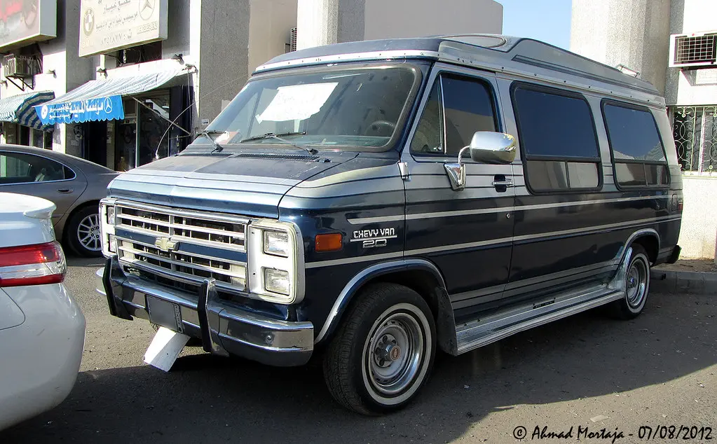 Chevrolet  G Van G20 4