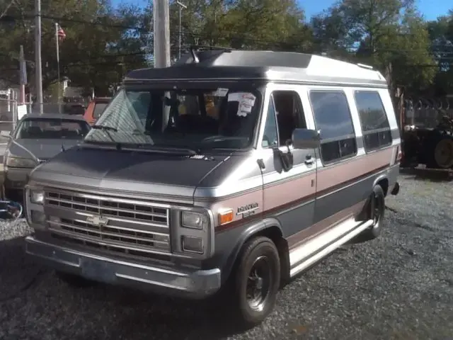 Chevrolet  G Van G20 3