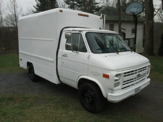 Chevrolet  G Van G30 5