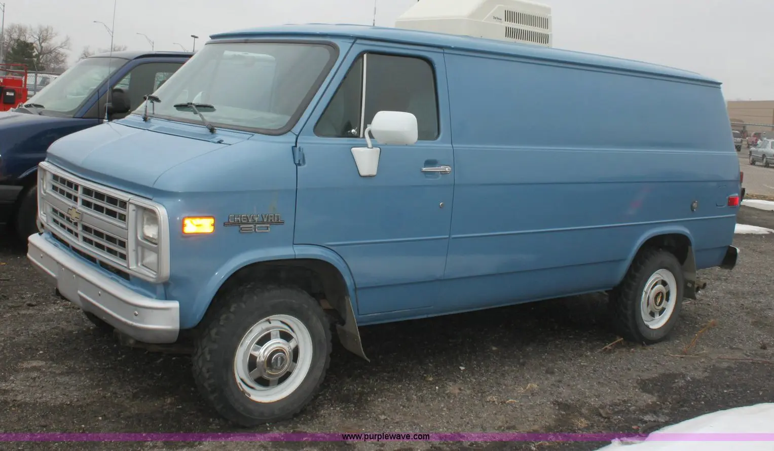 Chevrolet  G Van G30 3