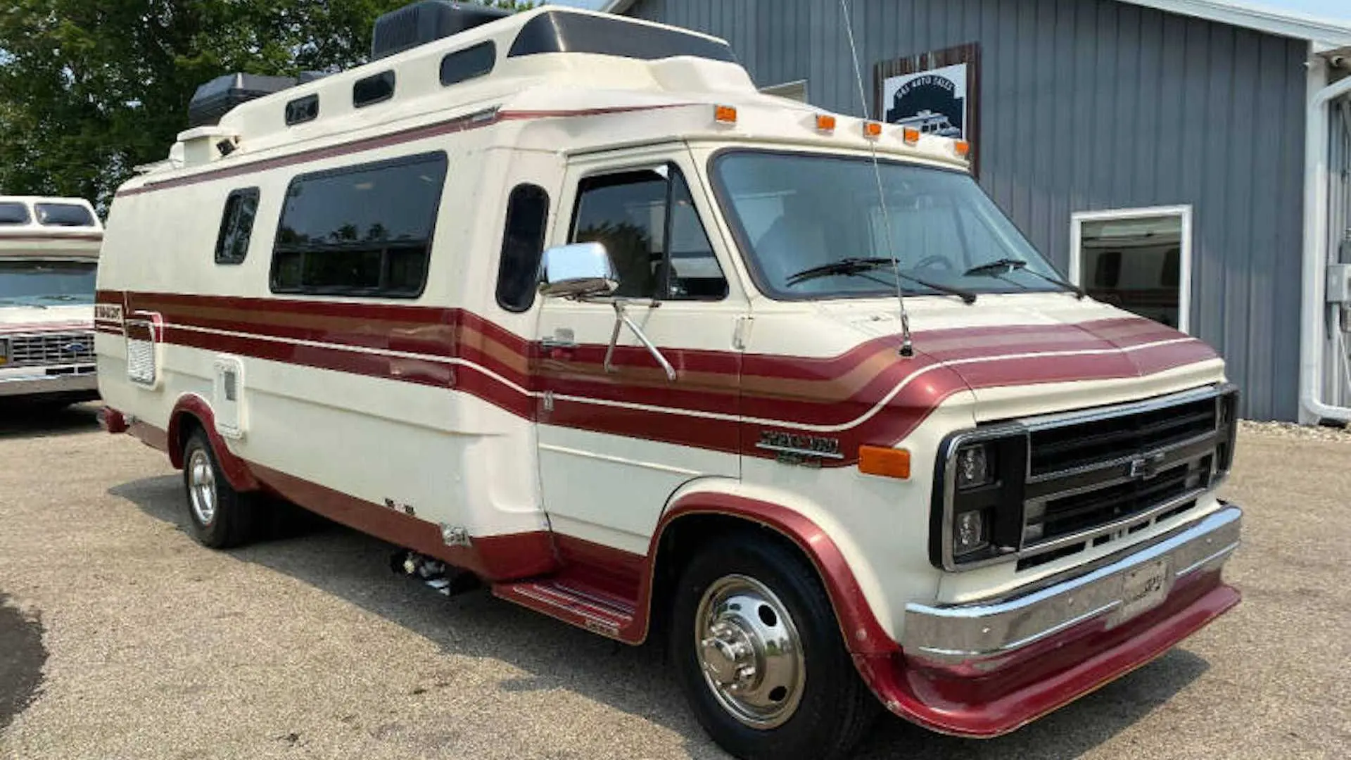 Chevrolet  G Van G30 HD 5