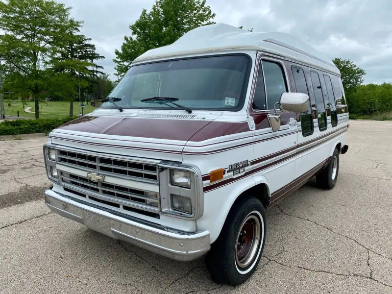 Chevrolet  G Van G30 HD 5