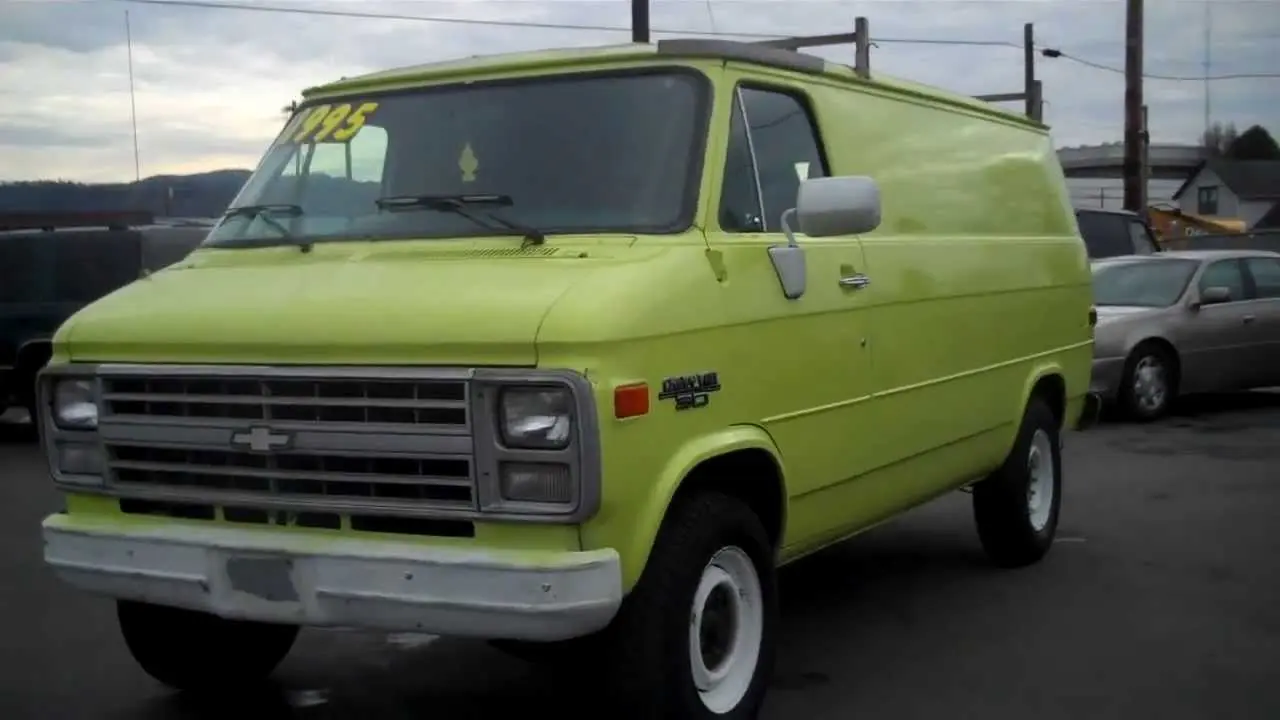 Chevrolet  G Van G30 HD 5