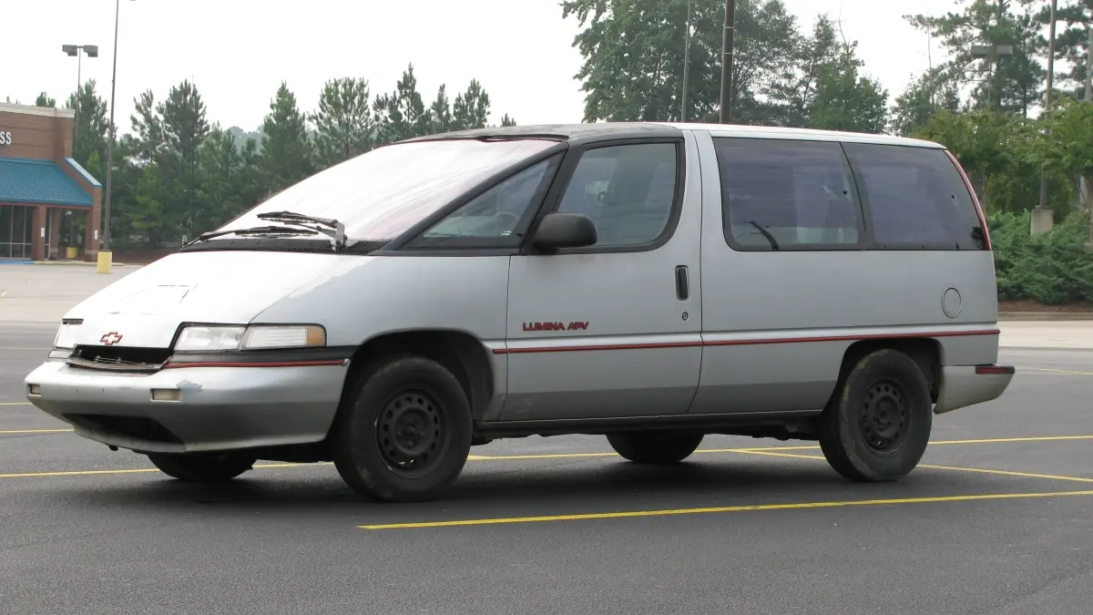 Chevrolet Lumina Lumina 3.1 LS 5