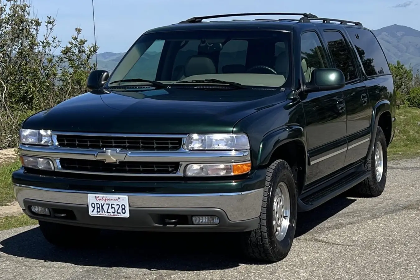 Chevrolet Suburban Suburban 5.3 V8 AWD 4