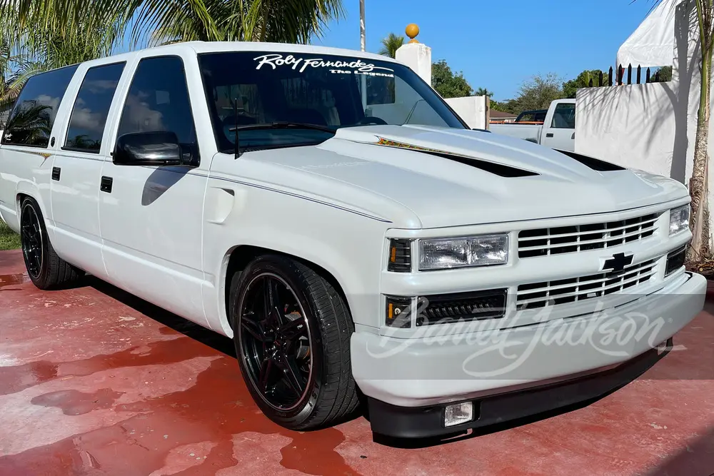 Chevrolet Suburban Suburban 5.7 V8 AWD LS 3