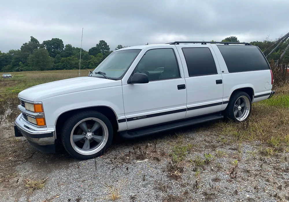 Chevrolet Suburban Suburban 5.7 V8 AWD LS 2