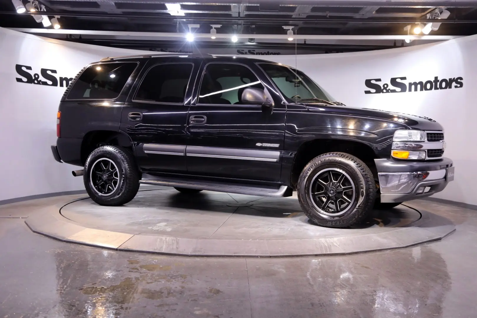 Chevrolet Tahoe Tahoe 5.3 V8 AWD LS 1