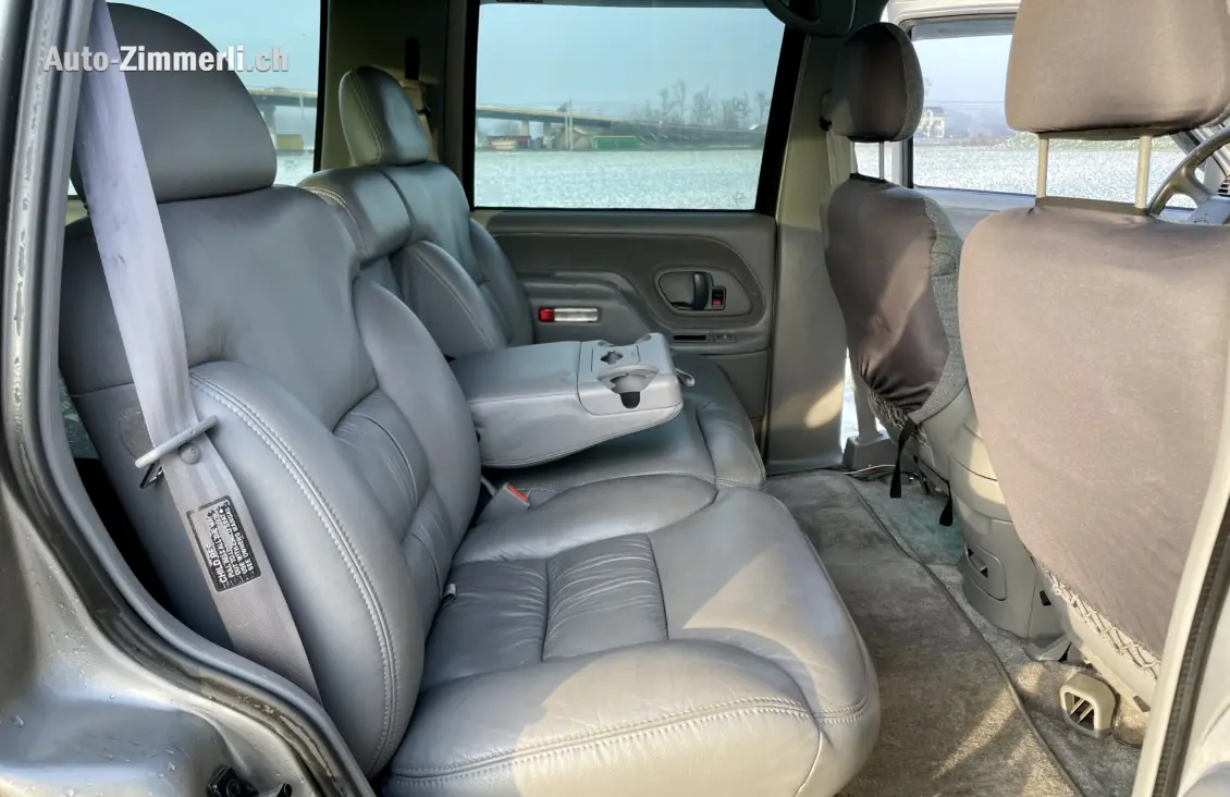 Chevrolet Tahoe Tahoe 5.7 V8 AWD Base 6