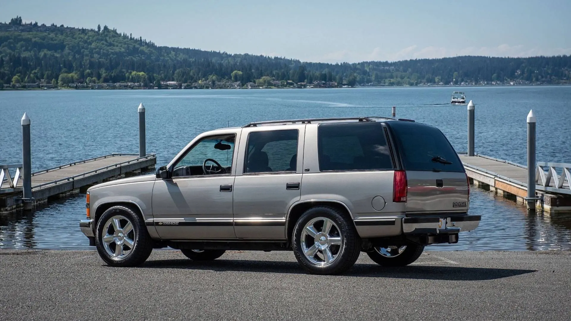 Chevrolet Tahoe Tahoe 5.7 V8 AWD LT 2