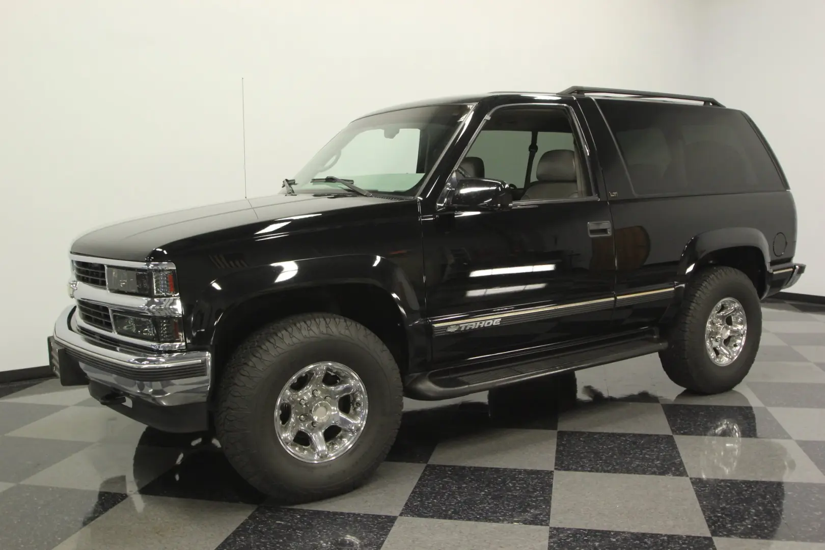 Chevrolet Tahoe Tahoe 5.7 V8 AWD LT 1