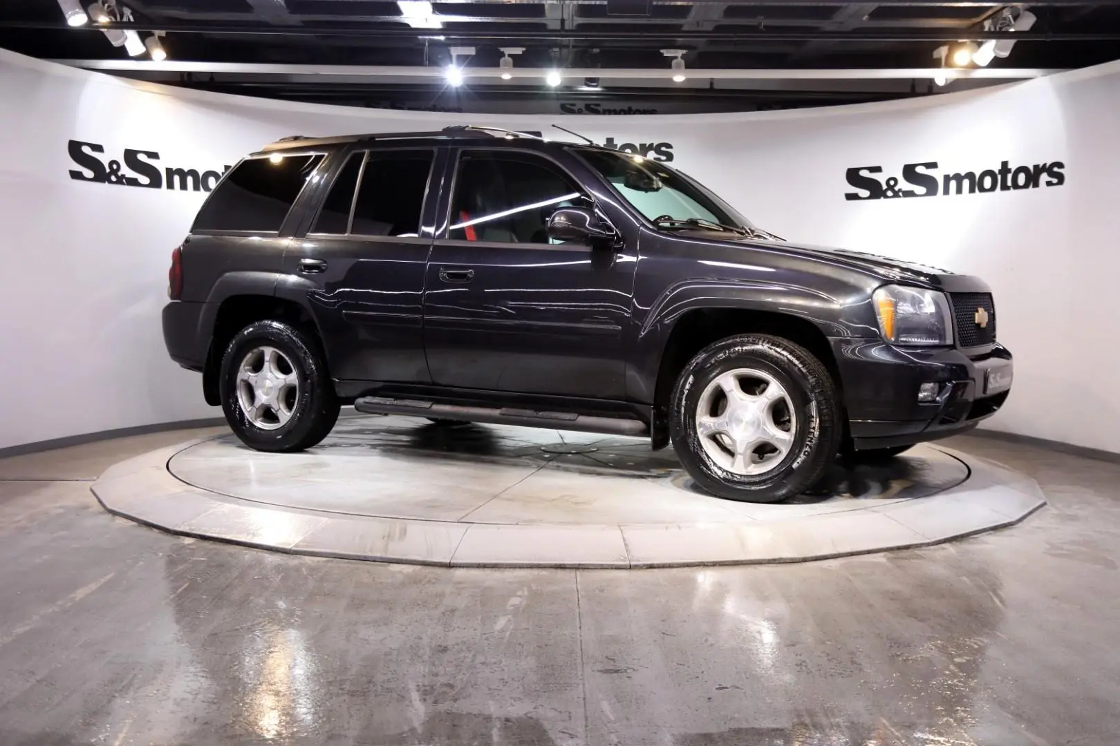 Chevrolet  Trail Blazer 4.2 LTZ 3