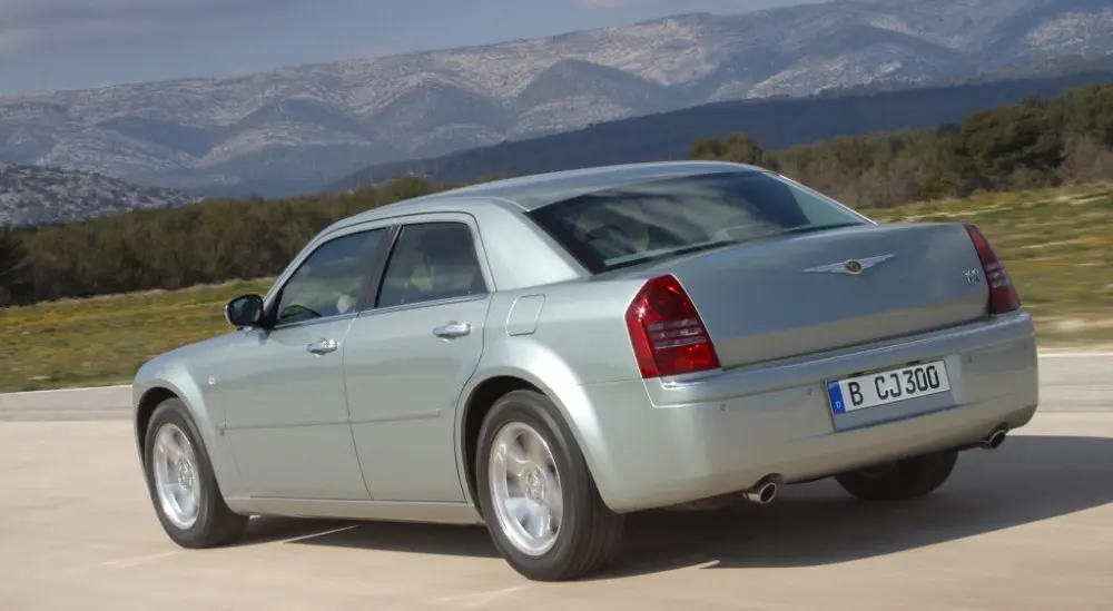 Chrysler  300C 2.7 5