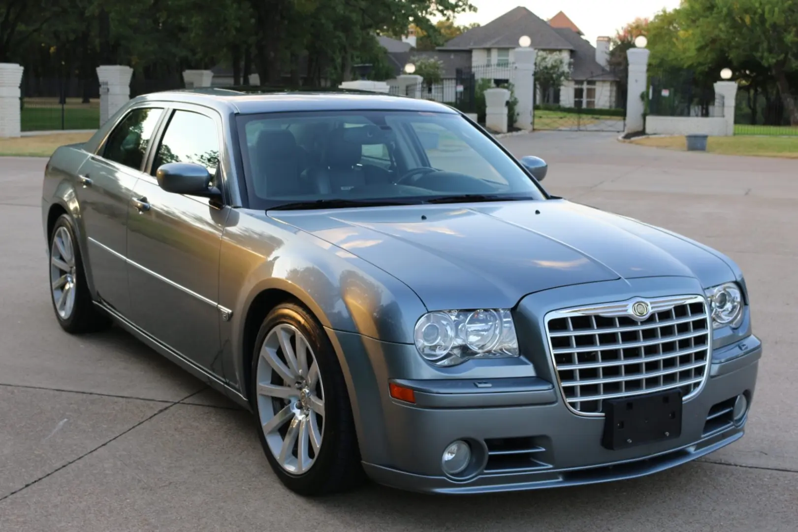 Chrysler  300C 6.1 HEMI SRT8 4