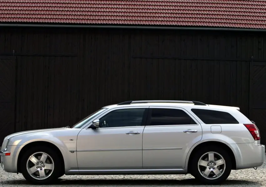 Chrysler  300C Touring 3.0 CRD 5