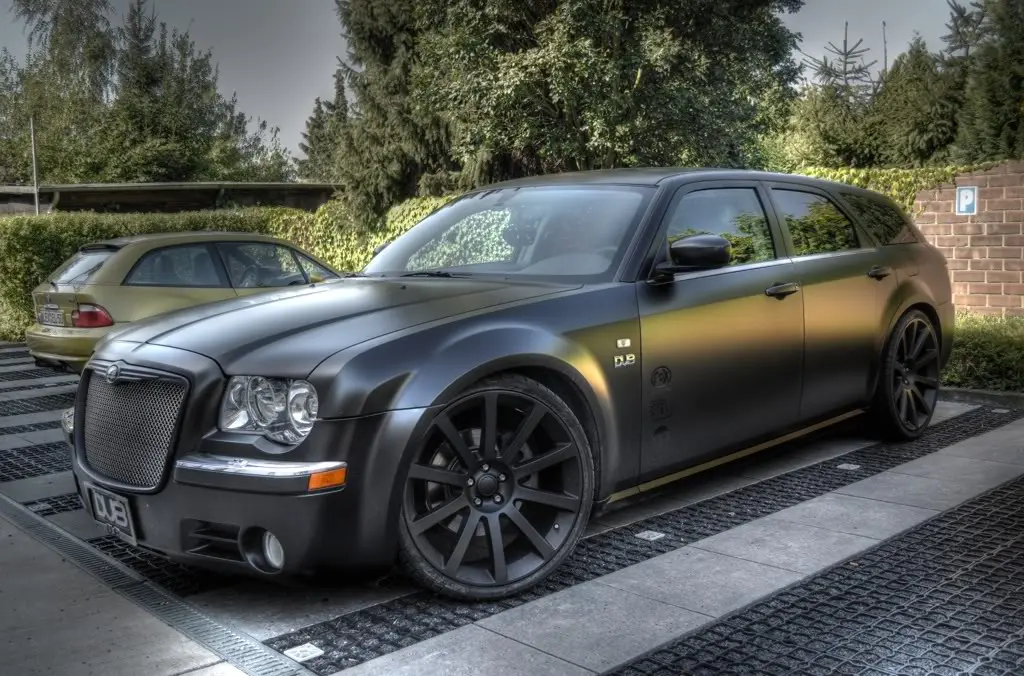 Chrysler  300C Touring 6.1 SRT 0