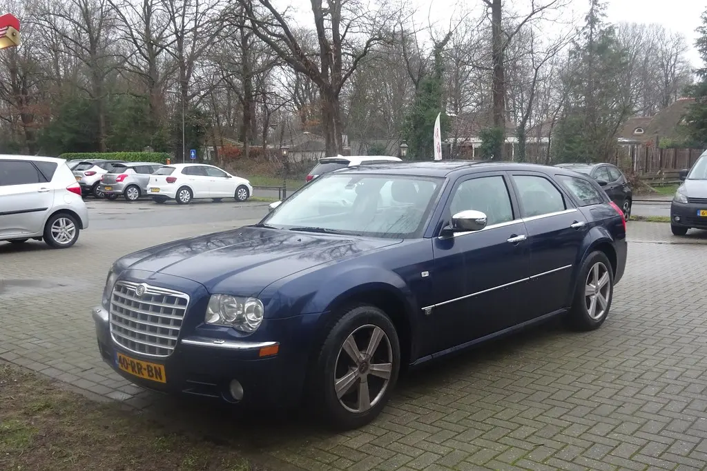 Chrysler  300C Touring 3.5 AWD 6
