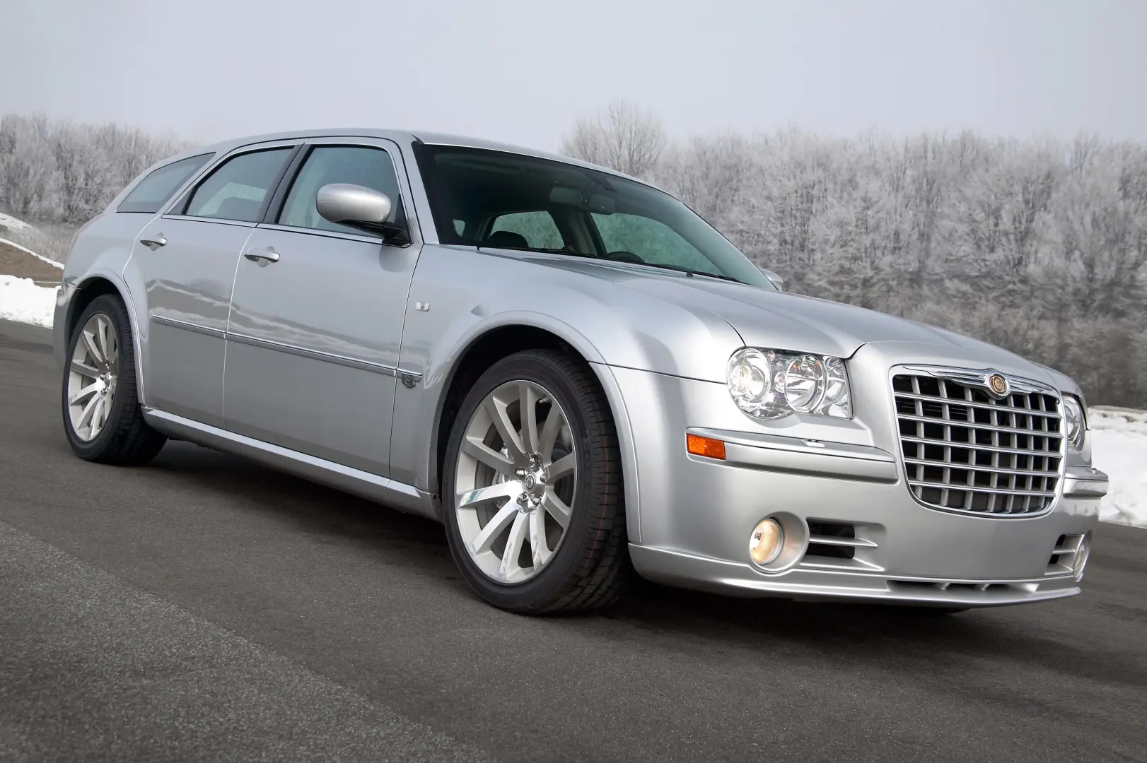 Chrysler  300C Touring 6.1 SRT 2