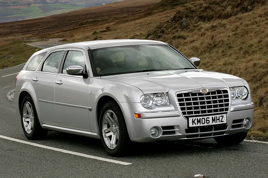 Chrysler  300C Touring 6.1 SRT 4