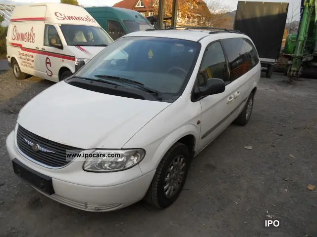 Chrysler Voyager Voyager 2.5 CRD LS 1