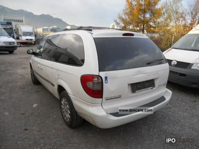 Chrysler Voyager Voyager 2.5 CRD LS 3