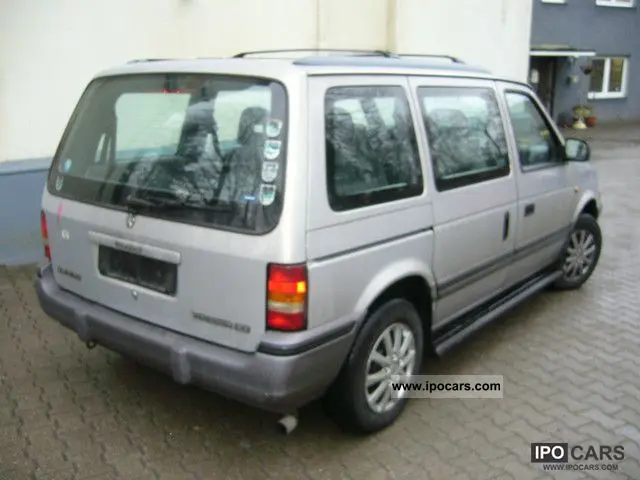 Chrysler Voyager Voyager 2.5 TD LE 3