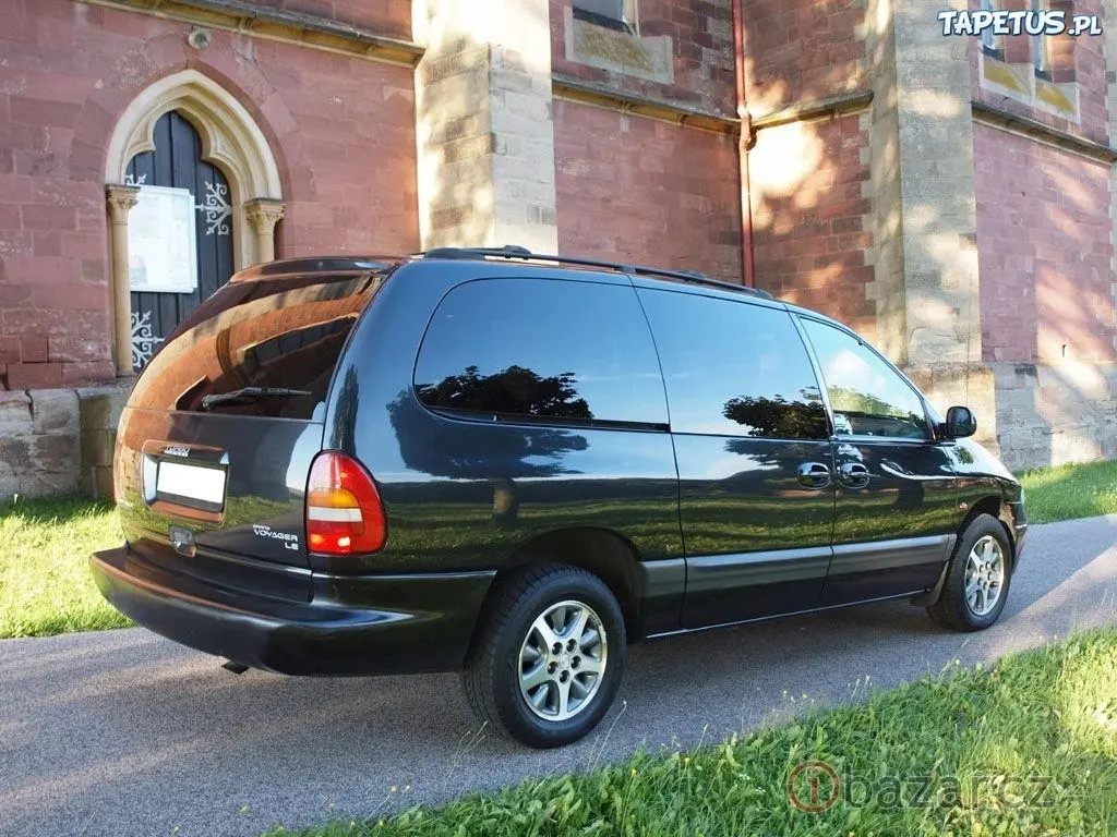 Chrysler Voyager Voyager 2.5 TD 1
