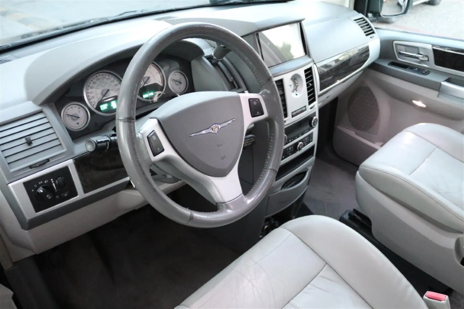 Chrysler Grand Voyager Grand Voyager 2.8 CRD Limited Swivel&Go 6